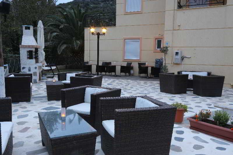 Coral Hotel Plomari Екстер'єр фото