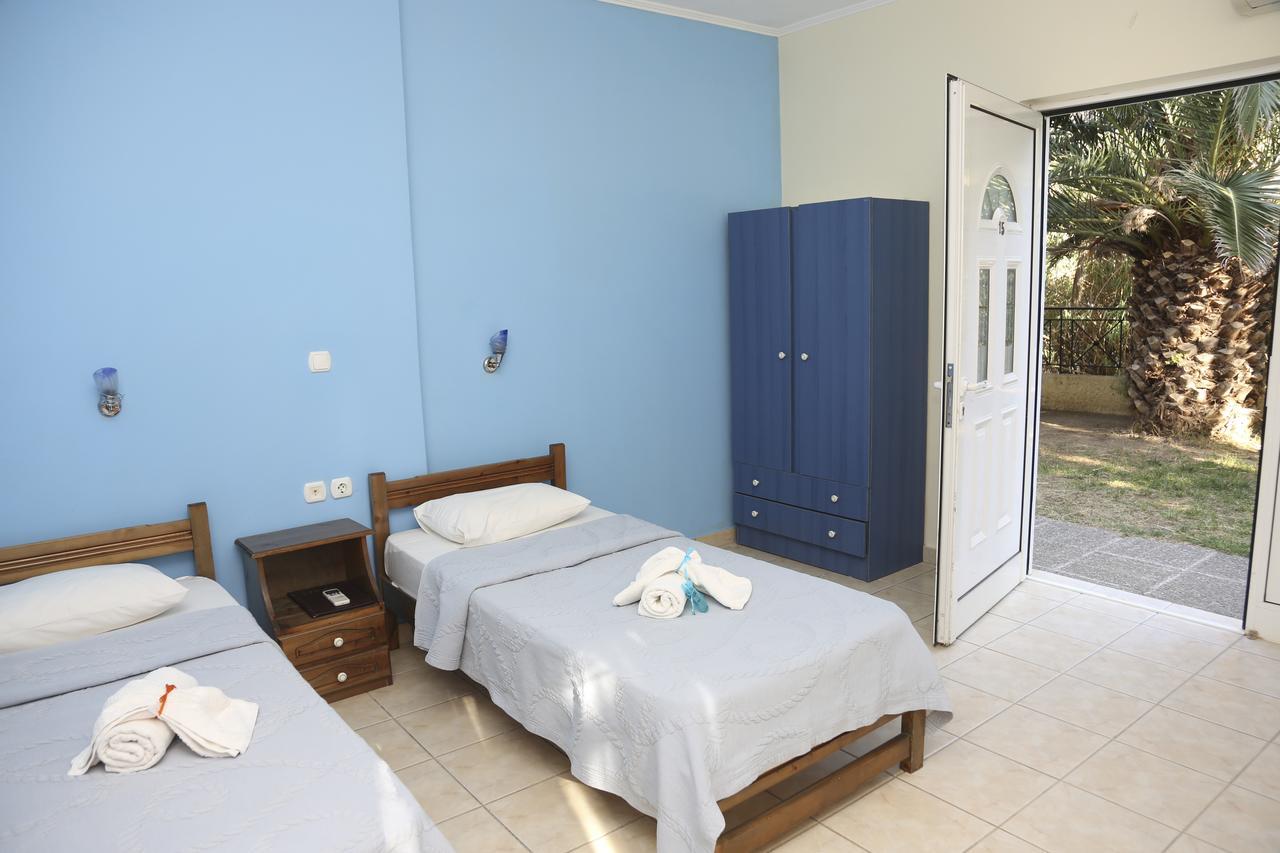 Coral Hotel Plomari Екстер'єр фото